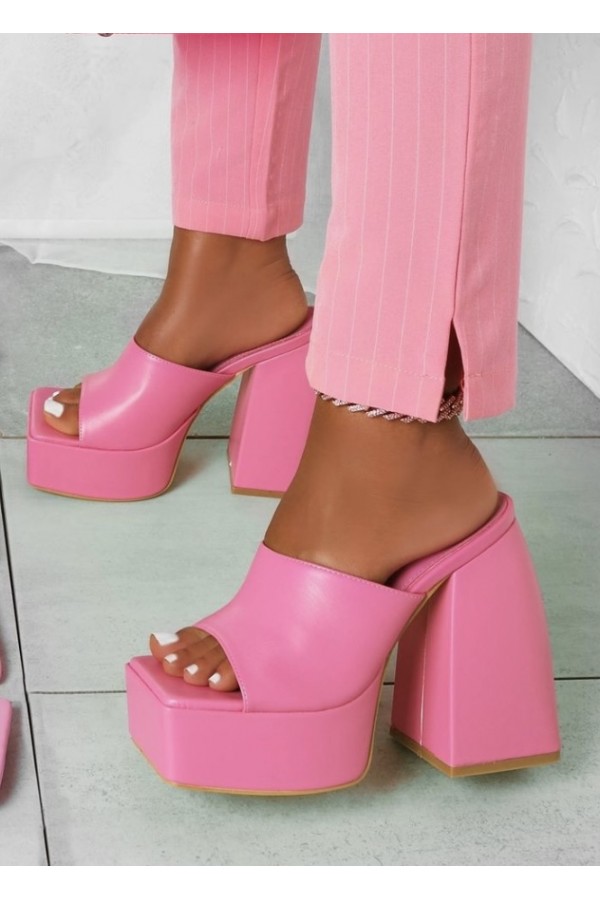 Sandalia plataforma tacon rosas